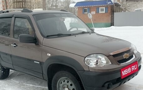 Chevrolet Niva I рестайлинг, 2014 год, 799 000 рублей, 2 фотография