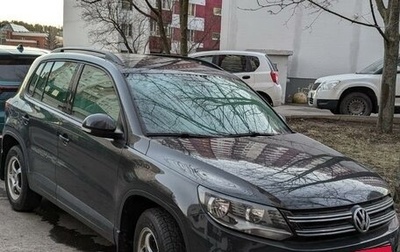 Volkswagen Tiguan I, 2014 год, 2 000 000 рублей, 1 фотография