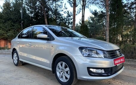 Volkswagen Polo VI (EU Market), 2012 год, 970 000 рублей, 2 фотография