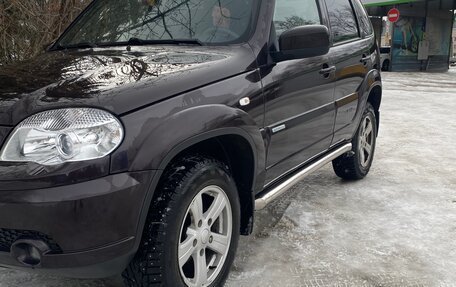 Chevrolet Niva I рестайлинг, 2015 год, 720 000 рублей, 3 фотография