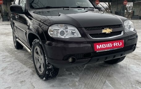 Chevrolet Niva I рестайлинг, 2015 год, 720 000 рублей, 2 фотография