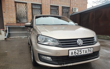 Volkswagen Polo VI (EU Market), 2015 год, 890 000 рублей, 1 фотография