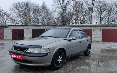 Opel Vectra B рестайлинг, 1996 год, 250 000 рублей, 1 фотография