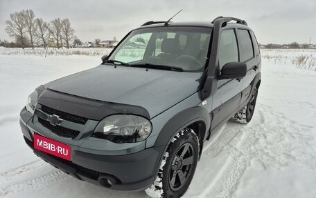 Chevrolet Niva I рестайлинг, 2008 год, 870 000 рублей, 1 фотография