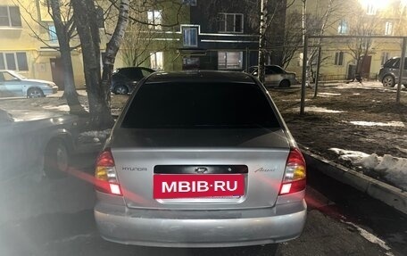 Hyundai Accent II, 2004 год, 260 000 рублей, 3 фотография