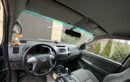 Toyota Hilux VII, 2013 год, 2 800 000 рублей, 18 фотография