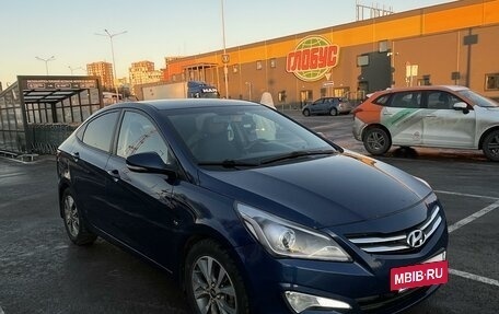 Hyundai Solaris II рестайлинг, 2015 год, 1 050 000 рублей, 2 фотография