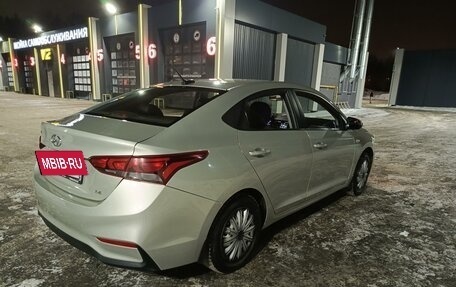 Hyundai Solaris II рестайлинг, 2018 год, 1 250 000 рублей, 6 фотография