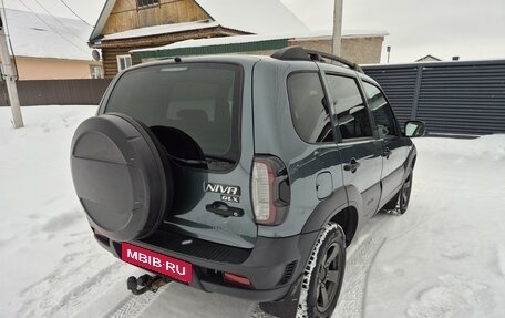 Chevrolet Niva I рестайлинг, 2008 год, 870 000 рублей, 5 фотография