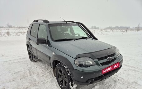 Chevrolet Niva I рестайлинг, 2008 год, 870 000 рублей, 3 фотография