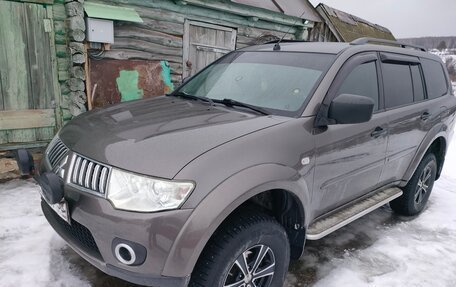 Mitsubishi Pajero Sport II рестайлинг, 2012 год, 1 920 000 рублей, 6 фотография