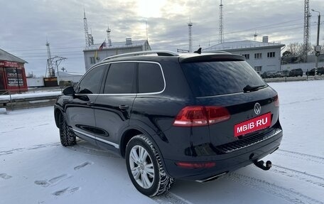 Volkswagen Touareg III, 2011 год, 2 107 000 рублей, 9 фотография