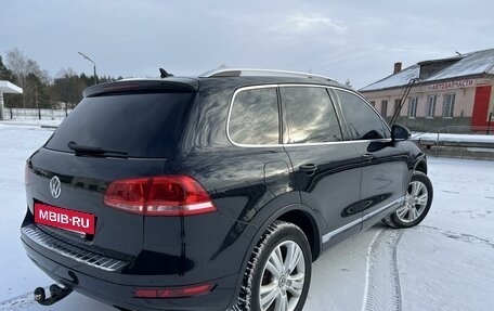 Volkswagen Touareg III, 2011 год, 2 107 000 рублей, 10 фотография