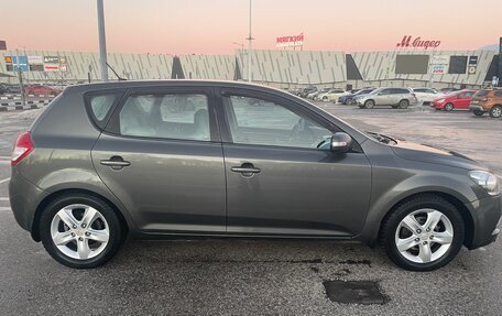 KIA cee'd I рестайлинг, 2010 год, 920 000 рублей, 3 фотография