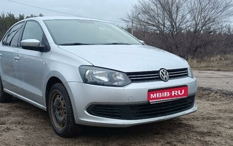 Volkswagen Polo VI (EU Market), 2014 год, 990 000 рублей, 1 фотография