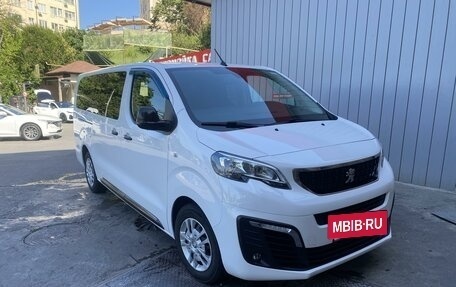 Peugeot Traveller I, 2021 год, 3 650 000 рублей, 2 фотография