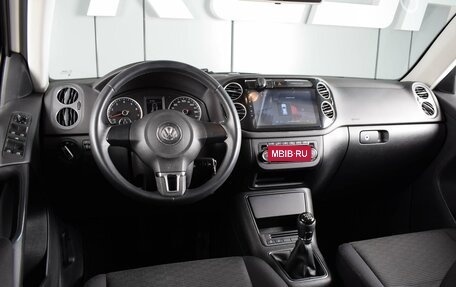 Volkswagen Tiguan I, 2011 год, 1 281 000 рублей, 6 фотография