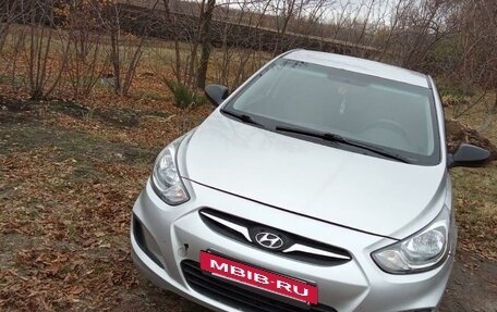 Hyundai Solaris II рестайлинг, 2012 год, 513 000 рублей, 2 фотография