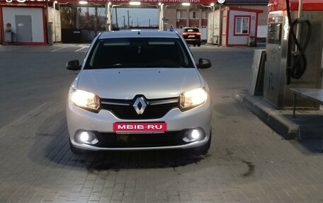 Renault Logan II, 2018 год, 1 255 000 рублей, 24 фотография