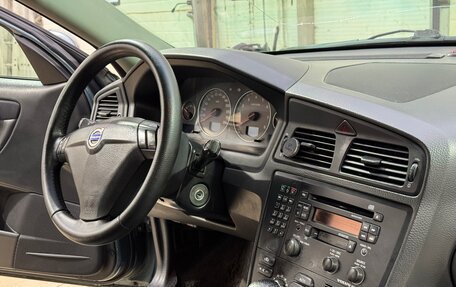 Volvo S60 III, 2003 год, 750 000 рублей, 10 фотография