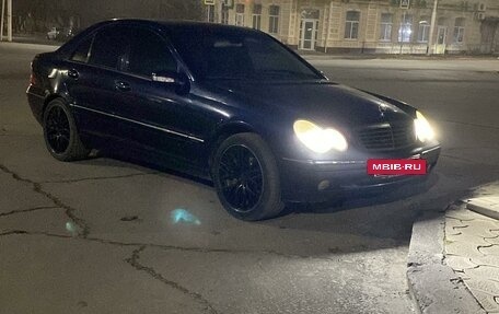 Mercedes-Benz C-Класс, 2002 год, 550 000 рублей, 3 фотография