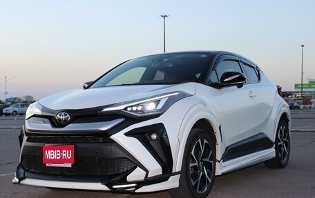 Toyota C-HR I рестайлинг, 2021 год, 3 200 000 рублей, 1 фотография