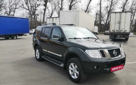 Nissan Pathfinder, 2011 год, 1 650 000 рублей, 1 фотография