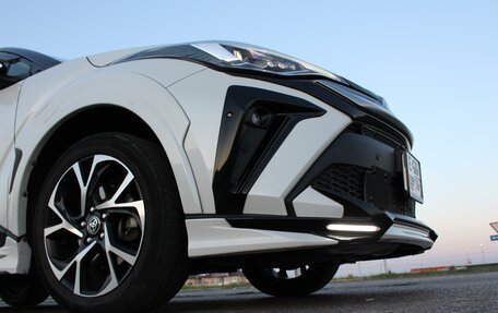 Toyota C-HR I рестайлинг, 2021 год, 3 200 000 рублей, 12 фотография