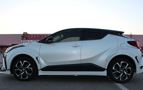 Toyota C-HR I рестайлинг, 2021 год, 3 200 000 рублей, 13 фотография