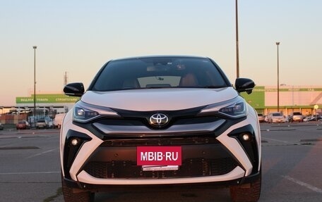 Toyota C-HR I рестайлинг, 2021 год, 3 200 000 рублей, 20 фотография