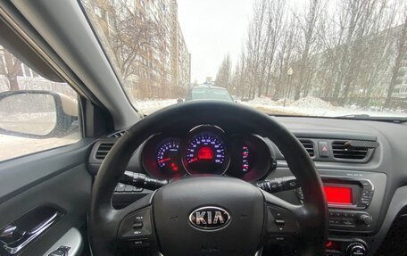 KIA Rio III рестайлинг, 2013 год, 900 000 рублей, 6 фотография