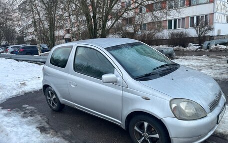 Toyota Yaris I рестайлинг, 1999 год, 198 000 рублей, 5 фотография