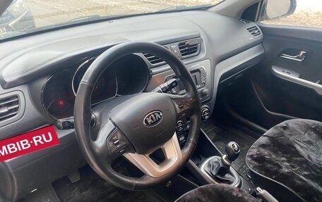 KIA Rio III рестайлинг, 2013 год, 900 000 рублей, 3 фотография