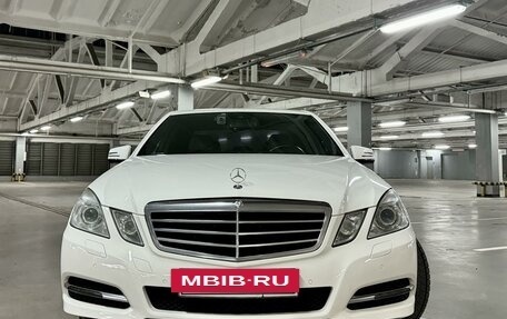 Mercedes-Benz E-Класс, 2012 год, 1 550 000 рублей, 2 фотография