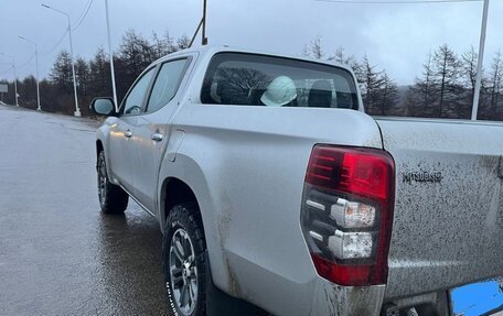 Mitsubishi L200 IV рестайлинг, 2019 год, 1 200 000 рублей, 2 фотография