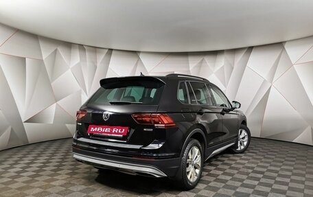 Volkswagen Tiguan II, 2019 год, 2 745 700 рублей, 2 фотография