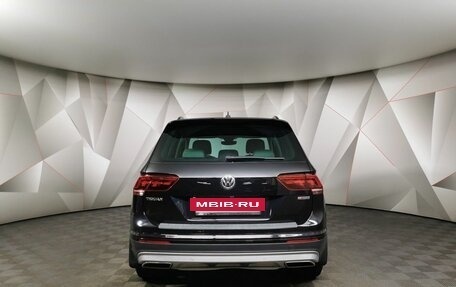 Volkswagen Tiguan II, 2019 год, 2 745 700 рублей, 8 фотография