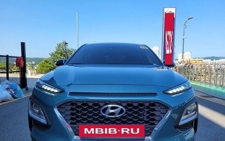 Hyundai Kona I, 2021 год, 1 870 000 рублей, 3 фотография