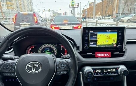 Toyota RAV4, 2022 год, 3 900 000 рублей, 10 фотография