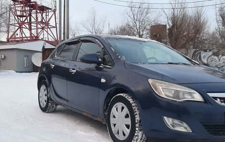 Opel Astra J, 2011 год, 700 000 рублей, 13 фотография