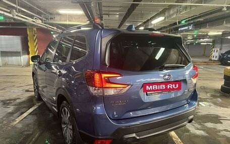 Subaru Forester, 2019 год, 3 995 000 рублей, 6 фотография