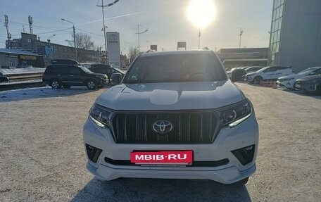 Toyota Land Cruiser Prado 150 рестайлинг 2, 2021 год, 9 130 000 рублей, 2 фотография