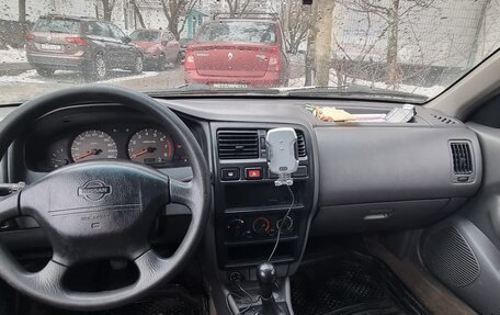 Nissan Almera, 1998 год, 170 000 рублей, 3 фотография