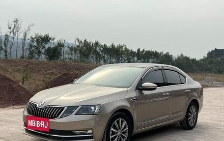 Skoda Octavia, 2021 год, 1 390 000 рублей, 2 фотография