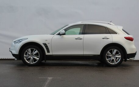 Infiniti QX70, 2014 год, 2 260 000 рублей, 8 фотография