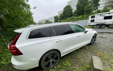 Volvo V60 II, 2019 год, 1 170 000 рублей, 9 фотография