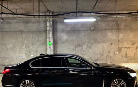 BMW 7 серия, 2019 год, 7 700 000 рублей, 4 фотография