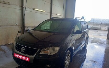 Volkswagen Touran III, 2007 год, 750 000 рублей, 16 фотография