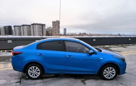 KIA Rio IV, 2017 год, 1 290 000 рублей, 4 фотография