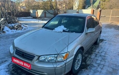 Toyota Camry, 2001 год, 300 000 рублей, 1 фотография